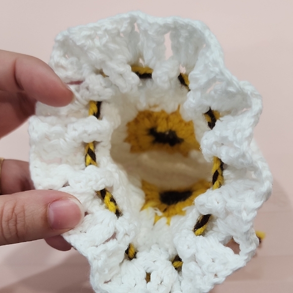 Sunflower Pouch - Picture 4 of 4